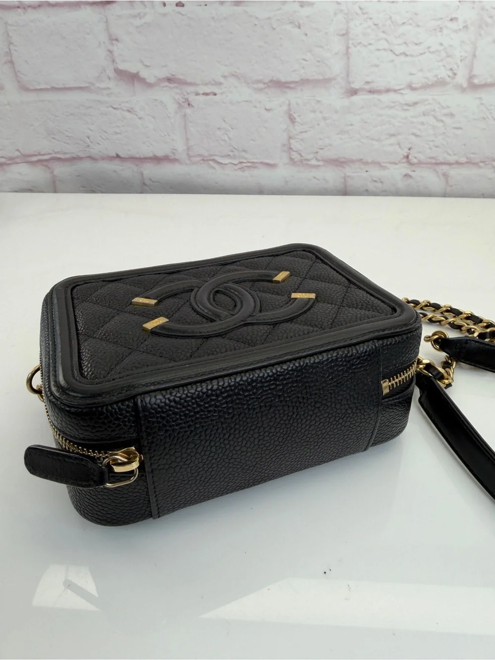CHANEL Caviar Quilted CC Filigree Vanity Clutch With Chain Black